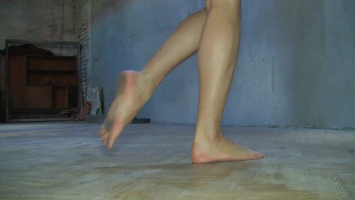 Top Quality - 3 girls - Lick Our Dirty Feet - 01 A - HD 1920x1080