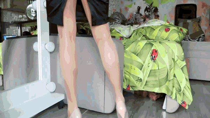 Princess Of Volcanoes - Hands tightening under the bed WMV(1280x720)FHD