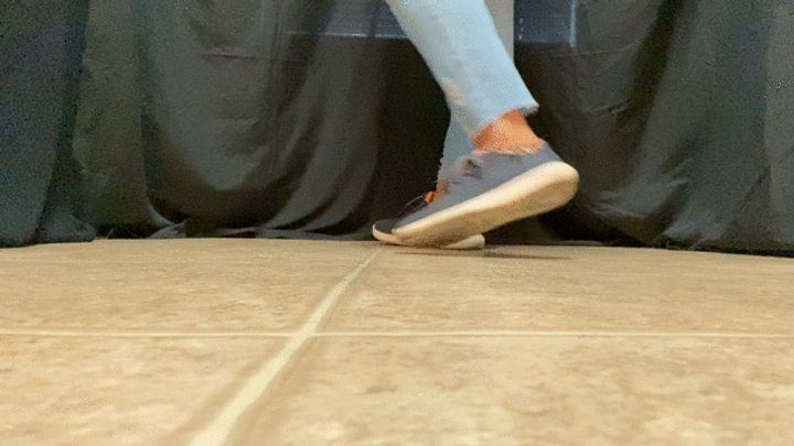 Sexy Feet 472 - Sweaty and Stinky