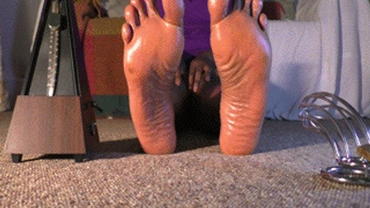 Mistress Ava Black - Metronome foot mindfuck