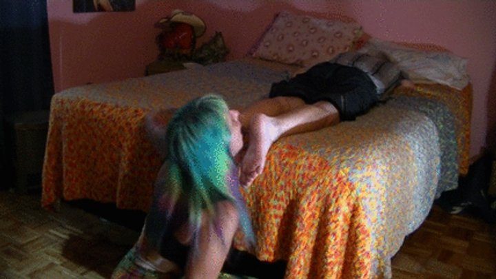 She Licks His Feet - Olga foot servitude (HD)