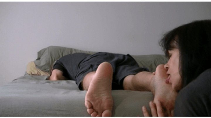 She Licks His Feet - Viviane's foot addiction (HD)