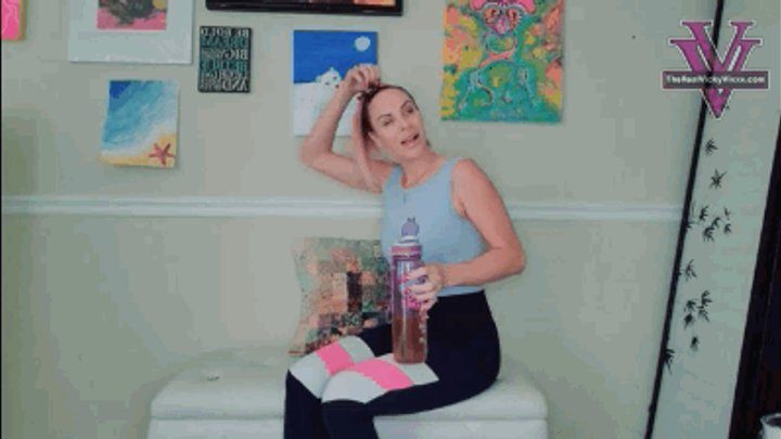 Worship Goddess Vicky And Friends - Barefoot Gym feet cleanup, worship, and release- 4K MP4