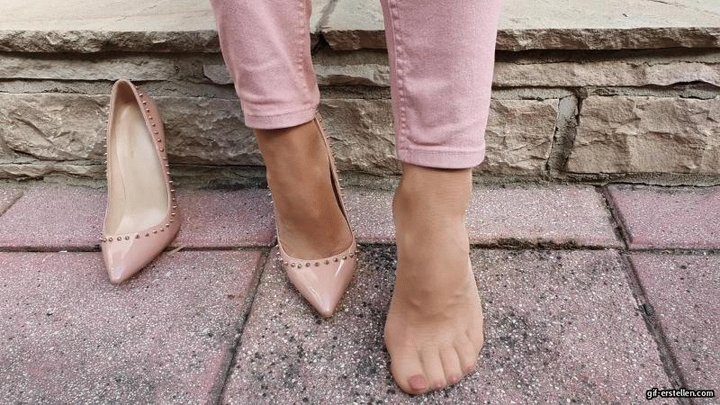 Helenas Feet High Heels Tights Legs - Helenas dirty tights after a day at work 2 HD wmv 1920x1080