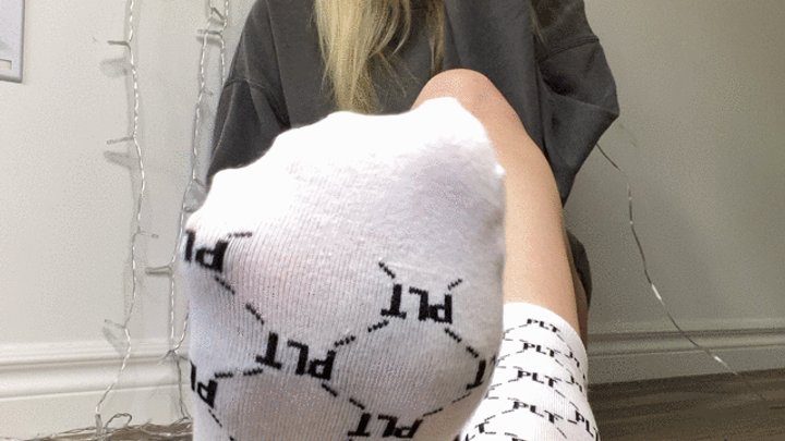 Explosivetoes - Sexy Sock Tease JOI with Denial, Edging Games & Cum Countdown