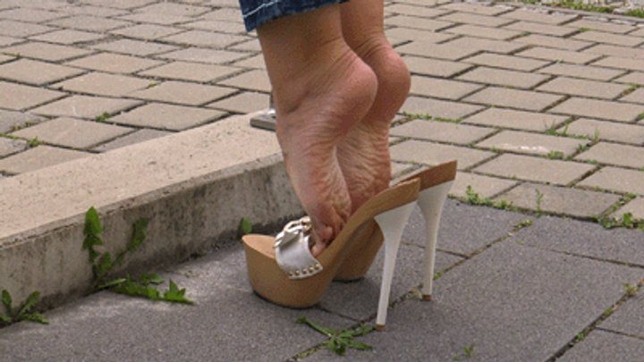 Boots - High Heels - Feet&legs - Neele - Jeans And White Plateau Gianmarco Lorenzi Heels - mp4 1920x1080