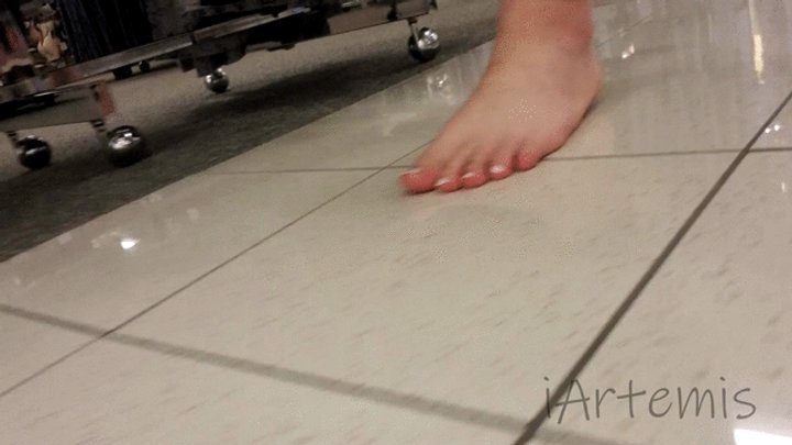 Iartemis - Barefoot in Seattle [Part 2]