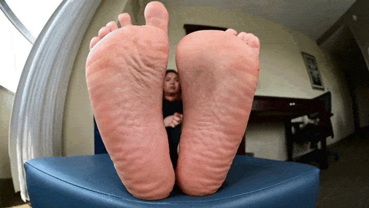 Amateur Soles Giantess And Footjobs - Huge beauitful BBW massive soles! - MOV