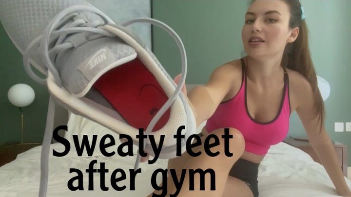 Princessclarissa - Sweaty feet after gym