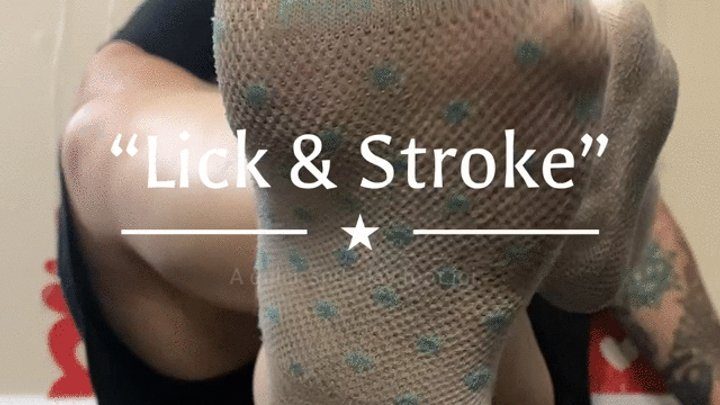 Secretly Smelling - Lick & Stroke