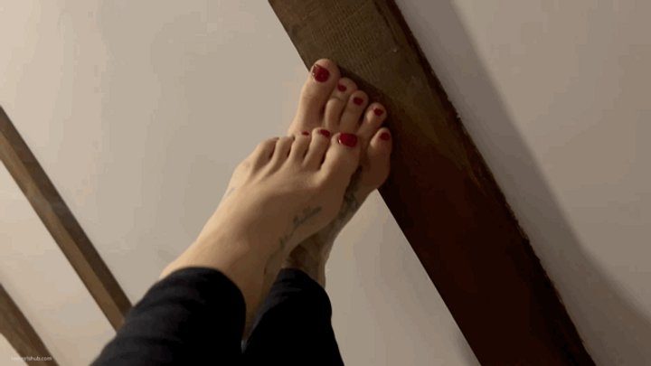 Dollhouse Studio - SMALL FEET ON CEILING - MP4 HD
