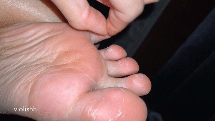 Lolitarebelle - bare foot mask skin peeling