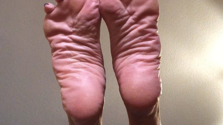Aariels Foot Fetish Desires - RUSTLING ROUGH HEELS