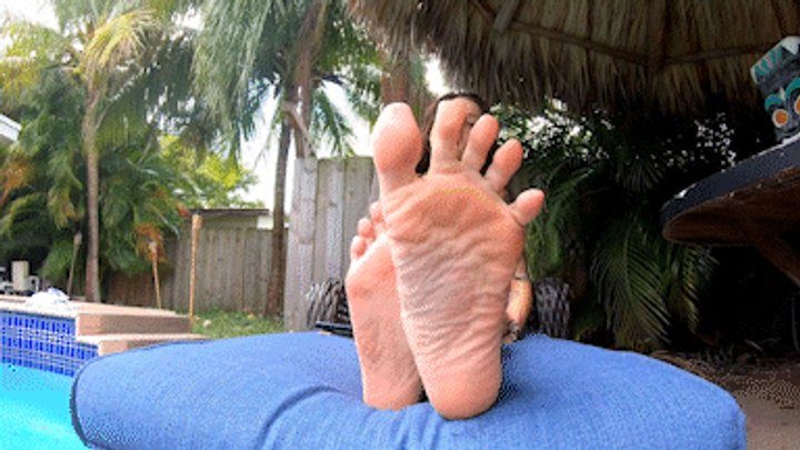 Kink Therapy - Poolside Feet JOI