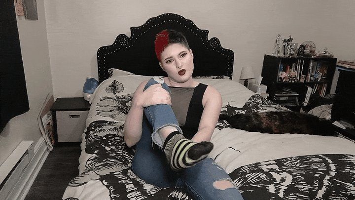 Vampire Priest Poison - Worship My Filthy Feet and Soles, Ryan