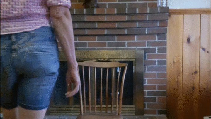 Aariels Foot Fetish Desires - PLAYFUL CROSSING LEGS