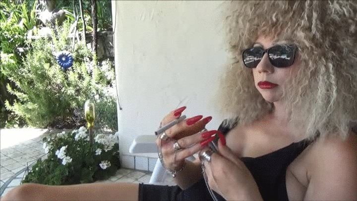 Fetish Lady Imperatriza - Hot smoking 19 - full clip - (1280x720*wmv)