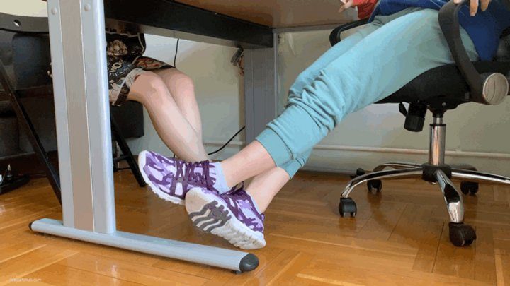 Dollhouse Studio - MEAN BOSS AND HER SECRETARY SWEATY FEET OFFICE FOOTSIE - MOV Mobile Version