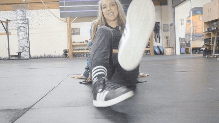 Monique Stranger Humiliation Tease - Jerk off at the gym to my socks, shoes and bare feet