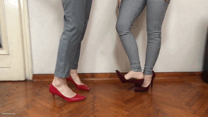 Pretty Dirty Foot Girls - OFFICE GIRLS FEET FIGHT - MP4 HD