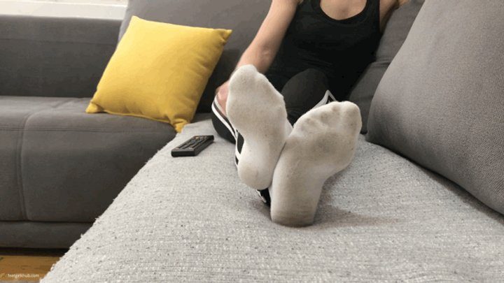 Pretty Dirty Foot Girls - DIRTY WHITE SOCKS SMALL FEET NICKY - MOV HD