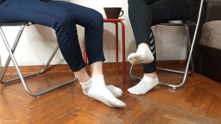 Dollhouse Studio - GIRLS WEAR DIRTY SMELLY SOCKS - MP4 HD