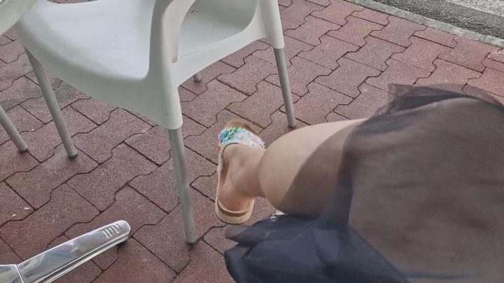 Nicoletta Embassi - Hot dirty italian stinky feet