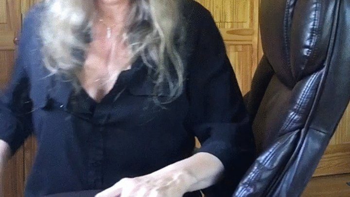 Aariels Foot Fetish Desires - PLAYFUL SIZE 9