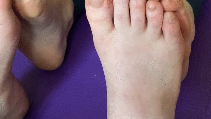 Bettie Brickhouse's Bbw Babes - Foot Play & Toe Wrestling Compilation