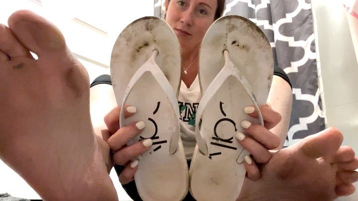 Goddess Tatum Kelly - Sneaky Dirty Feet Tease