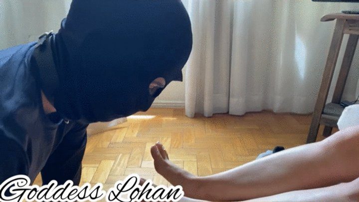 Goddesslohan - Tongue floor cloth - Dirty Feet