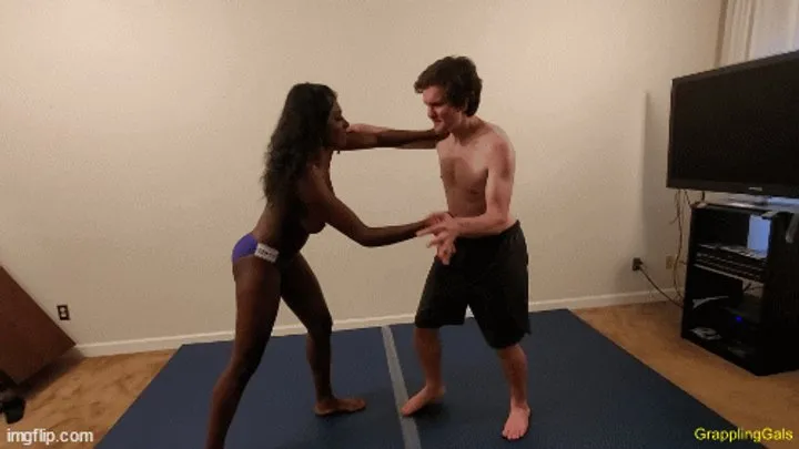 Grappling Gals - GR 385 Paris Love VS Jake WMV