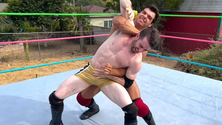 Butt Wrestling Inc - Leon vs Danny