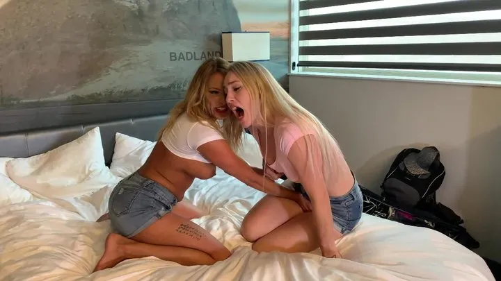 Sarah's Fetish Films - Jolene Hexx vs Bella Ink Shirt Showdown~