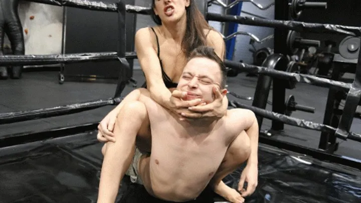 Domination Divas - Bianca Dominates! wmv