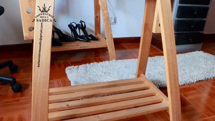 Empress Bella Sadic - Slave sniffs My feet and sweaty slippers