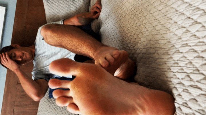 Jock Foot Humiliation - Jerk Off to Logan's Feet- MP4
