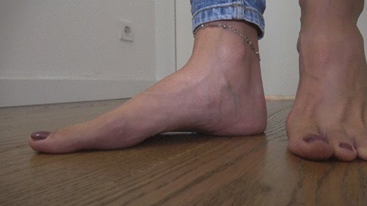 Judas Mistress - refined large foot