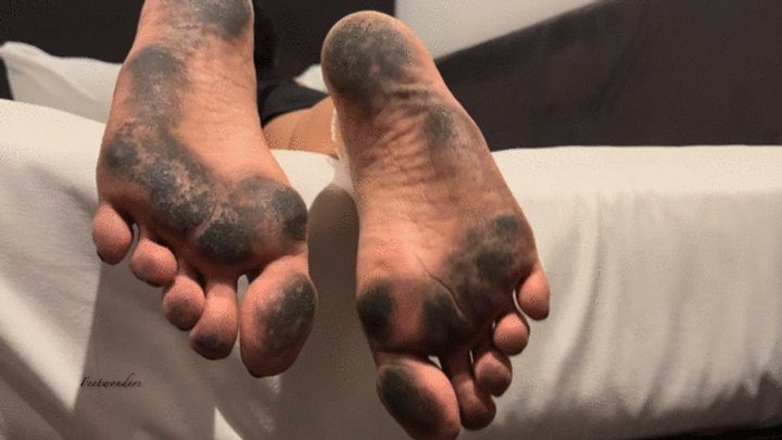 Feetwonders - After my foot fetish party