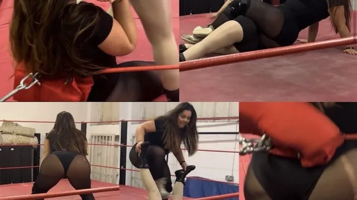 Nadia Sapphire - stinkface body scissors arm bars
