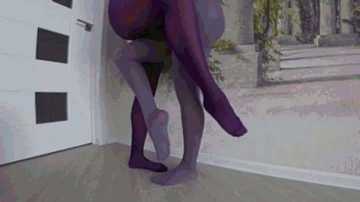 The Fantastic Evelina's World - LEGS RUBBING IN COLORED PANTYHOSE
