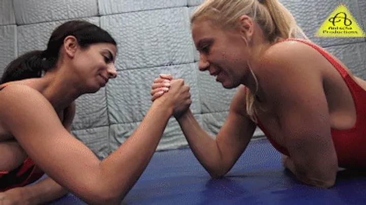 Antschas Wrestling And Fetish Store - Armwrestling Nikki vs Tanya