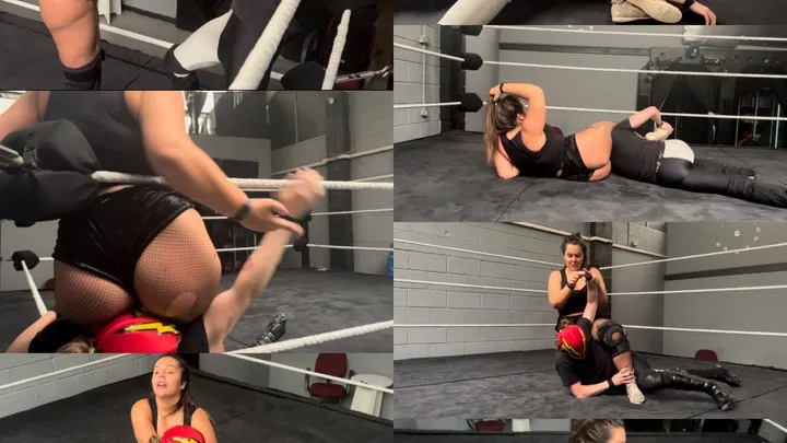 Nadia Sapphire - Thick curvy female dominates male jobber with her ass, thighs and strength