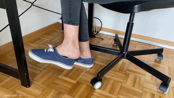 Dollhouse Studio - SHOEPLAY UNDER DESK IN SNEAKERS - MP4 HD