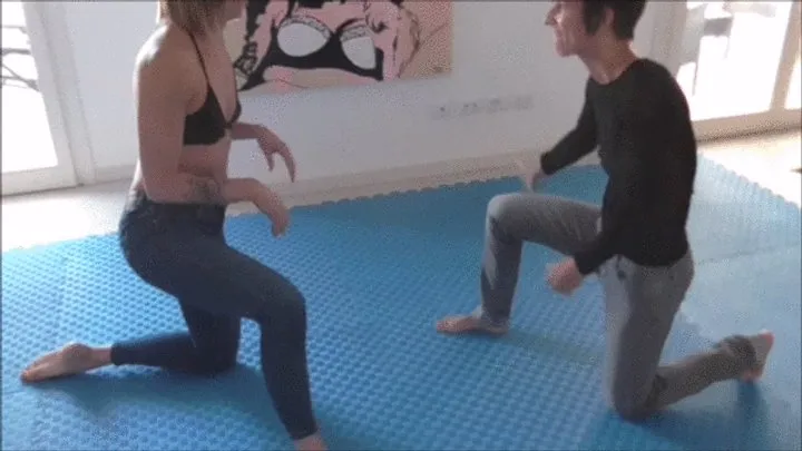 Wrestling Store. - SAMANTHA VS KINIKU IN FEMALE WRESTLING MATCH