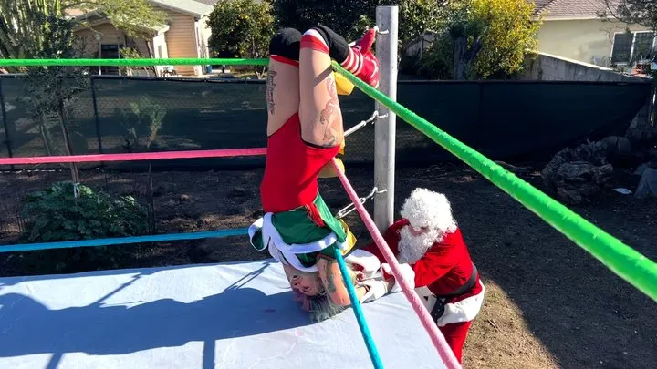 Butt Wrestling Inc - Naughty Elf Jobs Out to Santa