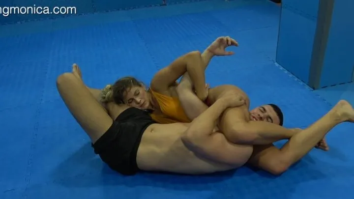 The Wrestling And Domination Room - Cocky Larry vs Iza - Rematch