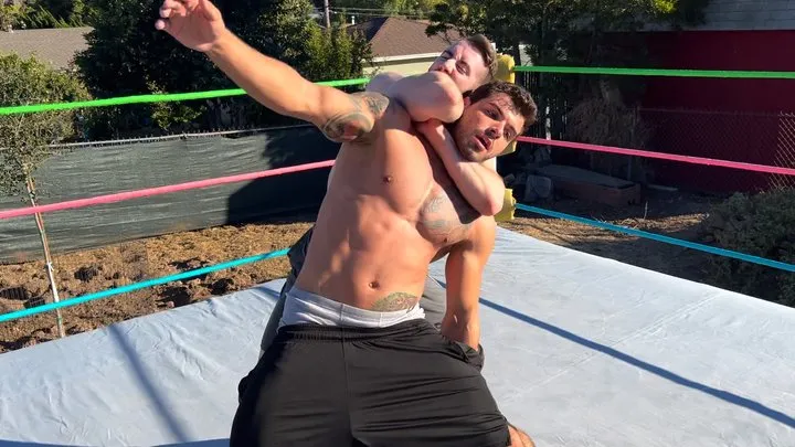 Butt Wrestling Inc - Saggy Shorts Match