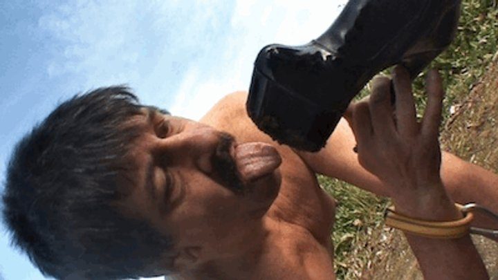 Evil Bitch - Princess Brook - Lick my muddy shoes and my camera mans - Princess Brook - Full Res HD MP4