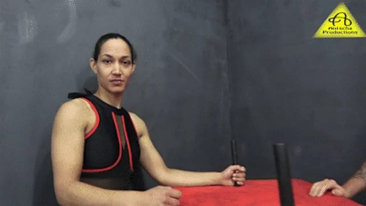 Antschas Wrestling And Fetish Store - Armwrestling Curie vs Samantha